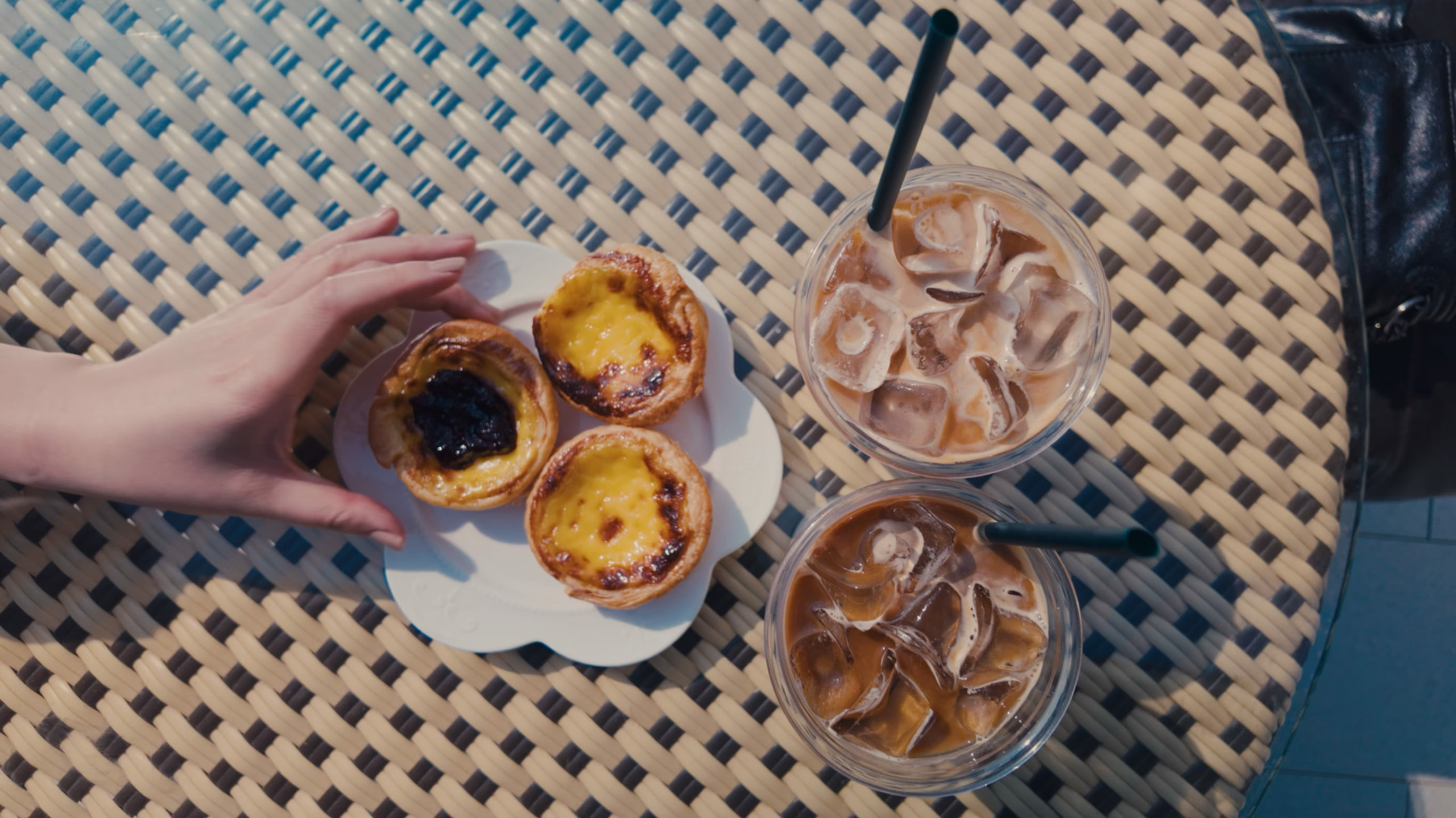 Dalidang Bakery Cafe - 3 egg tarts and two ice coffees.